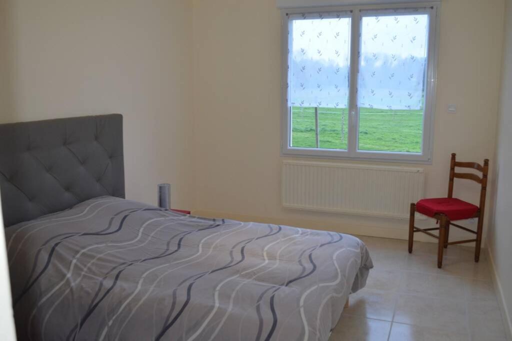 Photo of Bedroom in Campeneac