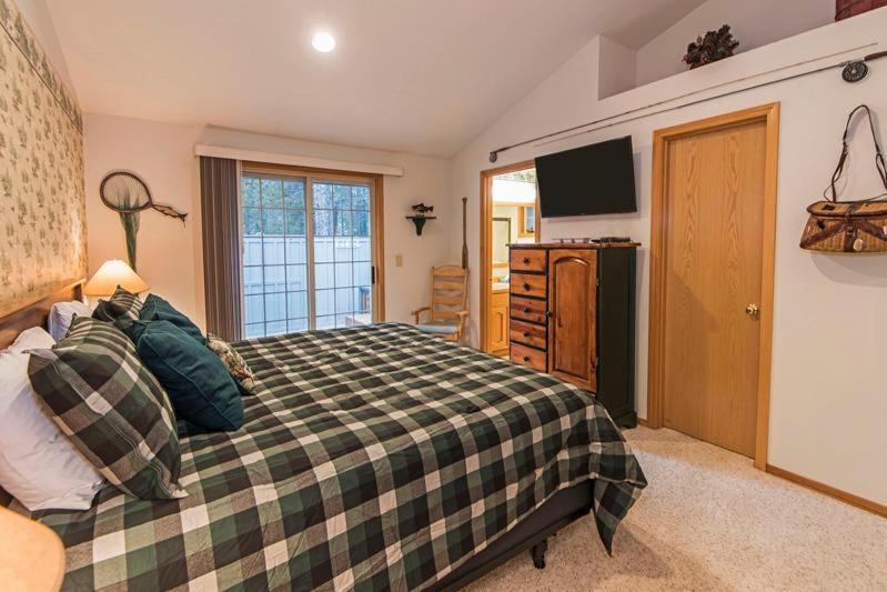 Photo of Bedroom in Deer Park