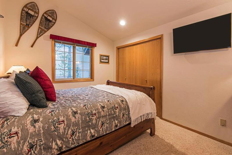Photo of Bedroom in Deer Park