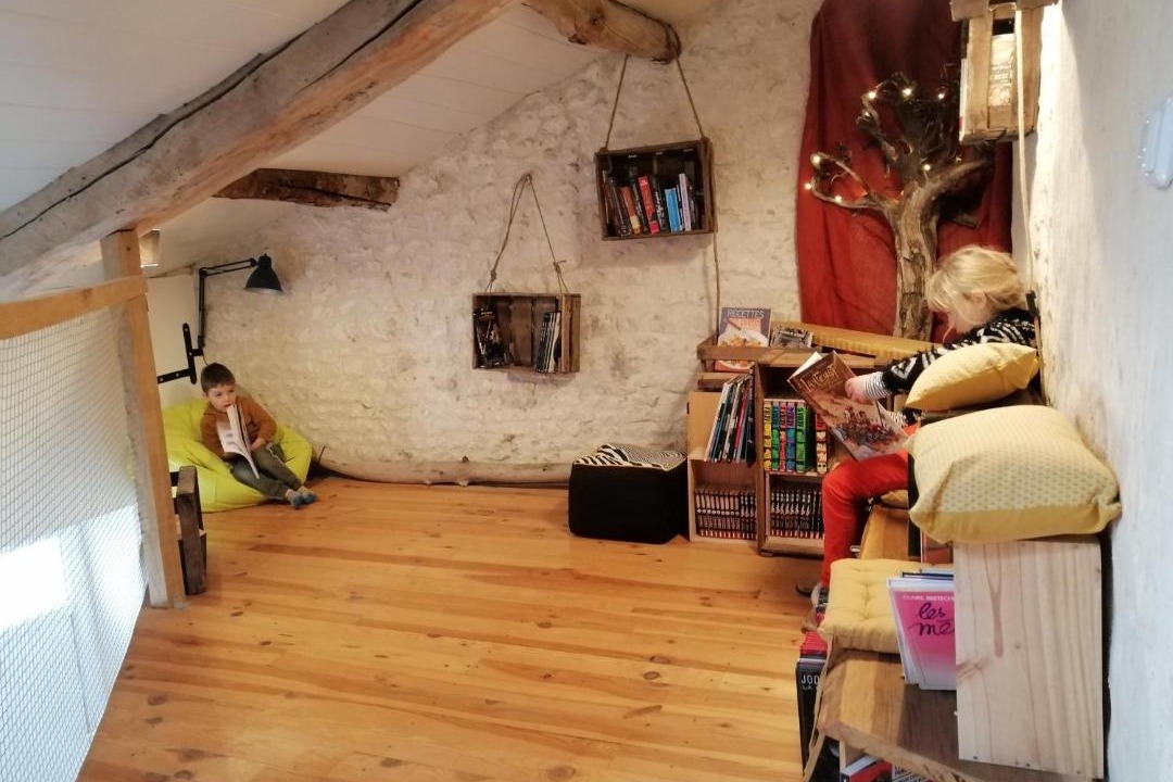 Photo of Others in Montils