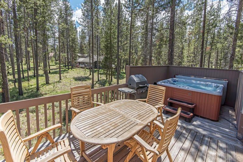 Photo of Patio Balcony in Sunriver