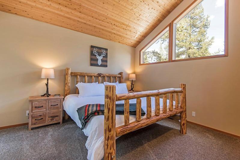 Photo of Bedroom in Sunriver