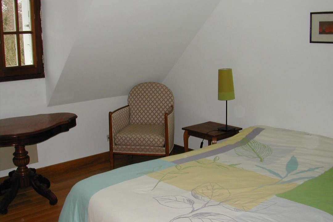 Photo of Bedroom in Cheille
