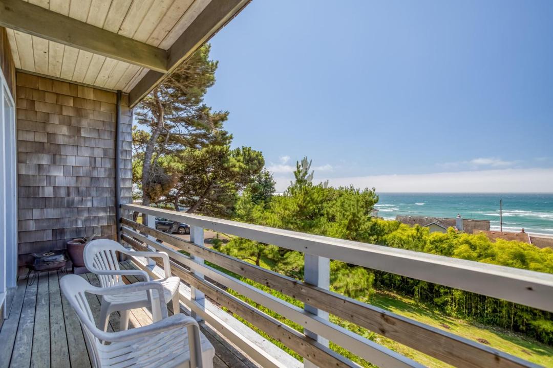 Photo of Patio Balcony in Roads End