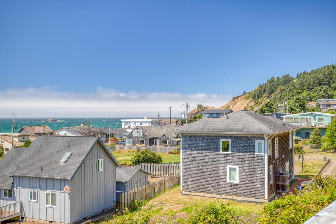 Photo of Others in Roads End