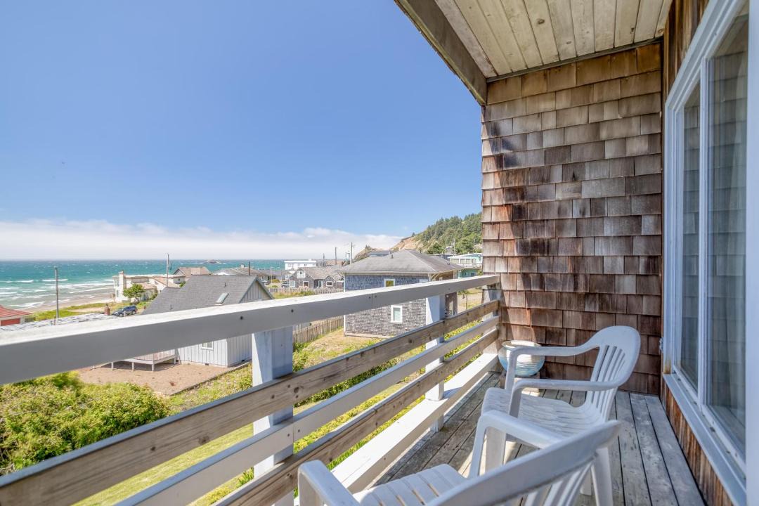 Photo of Patio Balcony in Roads End