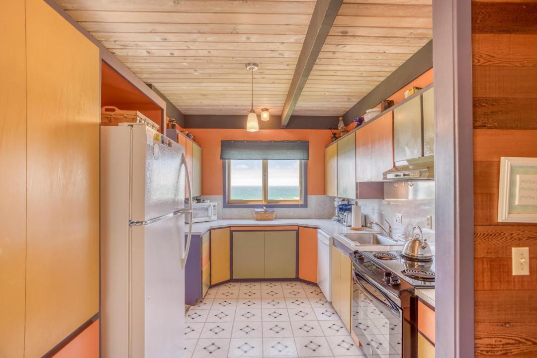 Photo of Kitchen in Roads End