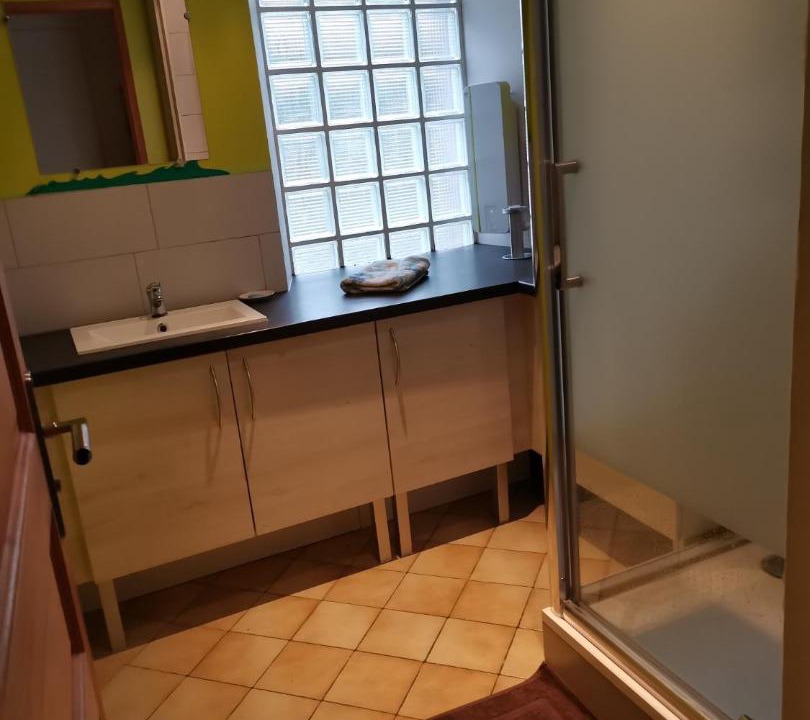 Photo of Others in Bachant