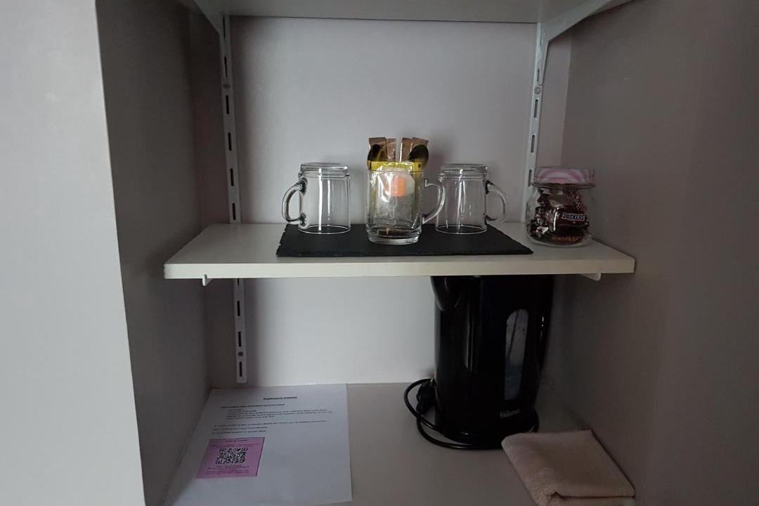 Photo of Others in Bachant