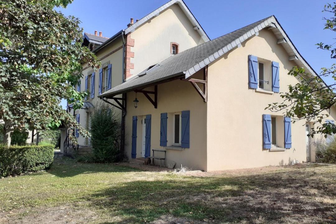 Photo of Others in Verneuil