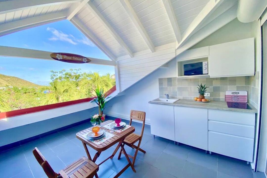 Photo of Patio Balcony in Cul de Sac