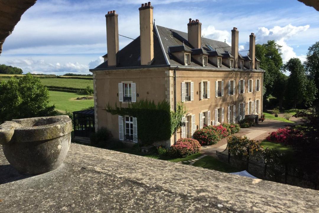 Photo of Others in Etaule