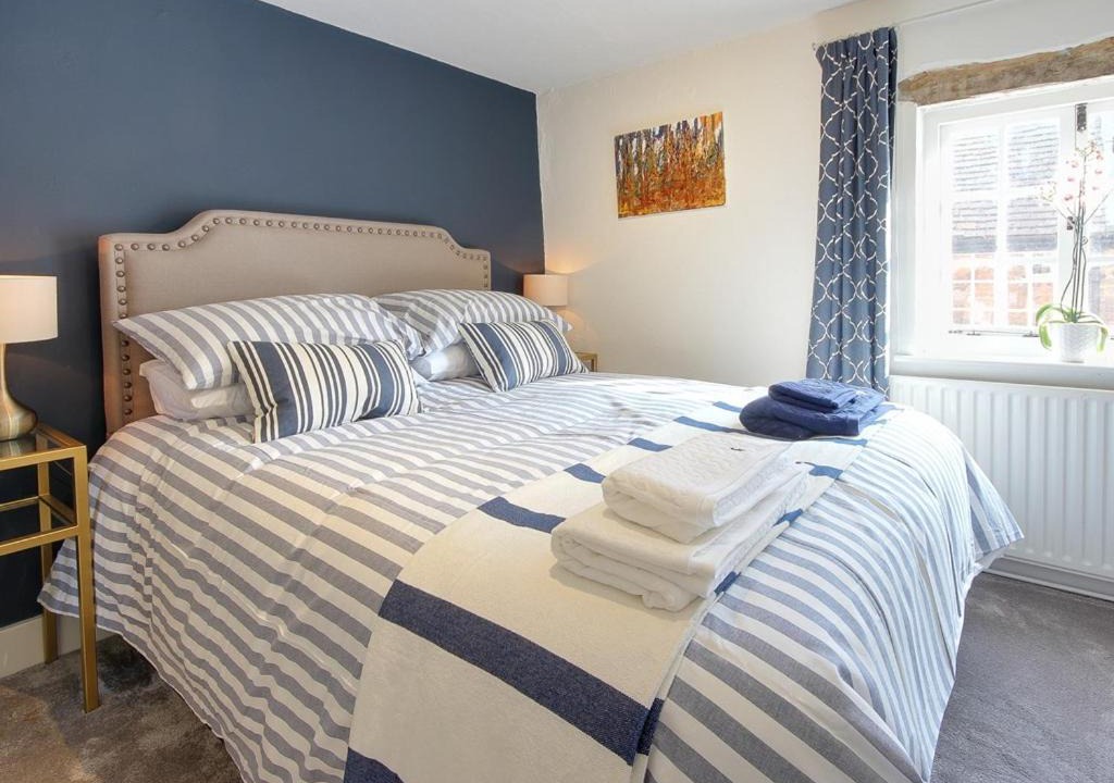 Photo of Bedroom in Farnham