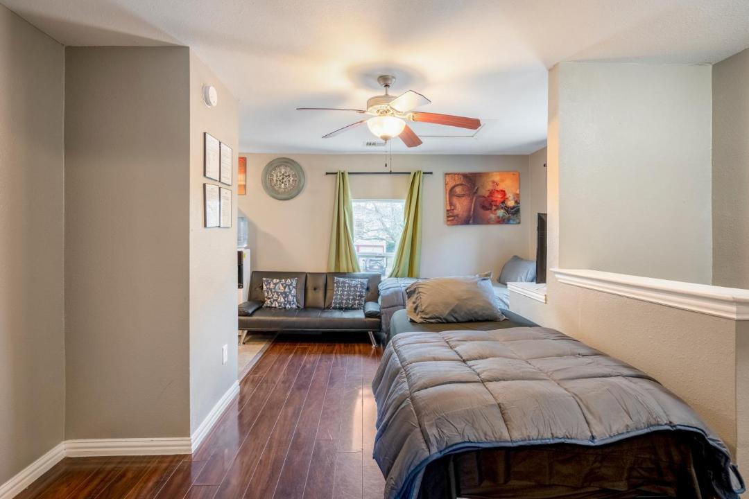 Photo of Bedroom in Greater East End