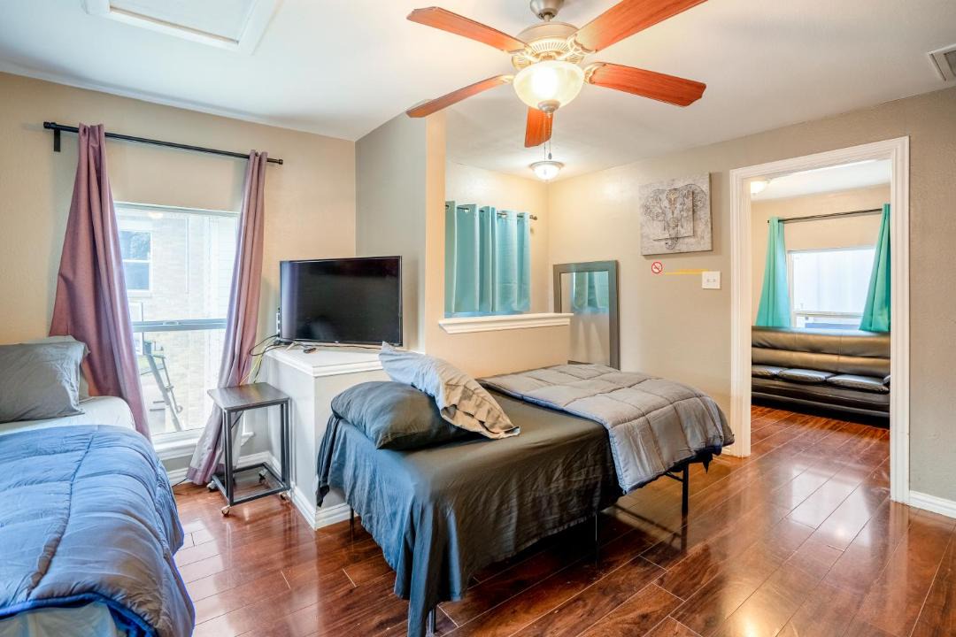 Photo of Bedroom in Greater East End