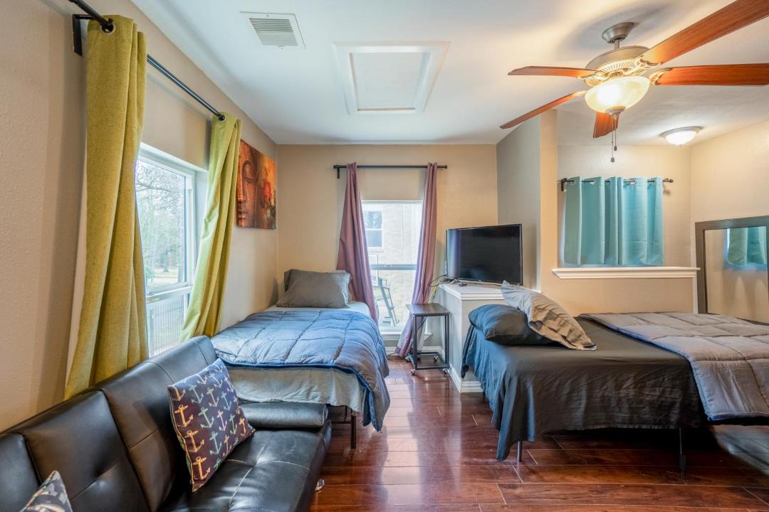 Photo of Bedroom in Greater East End