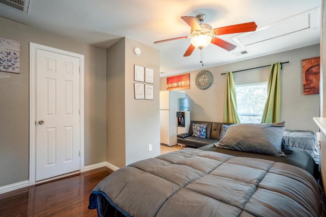 Photo of Bedroom in Greater East End