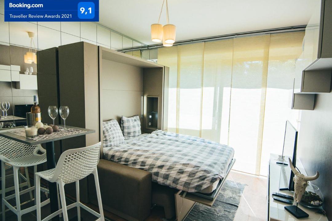 Photo of Others in Le Chesnay