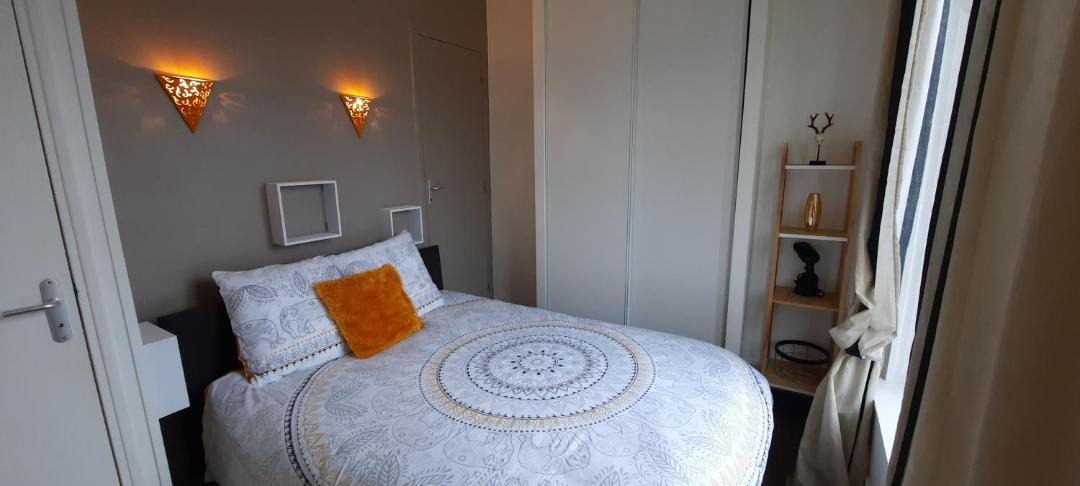 Photo of Bedroom in Charleville-Mezieres