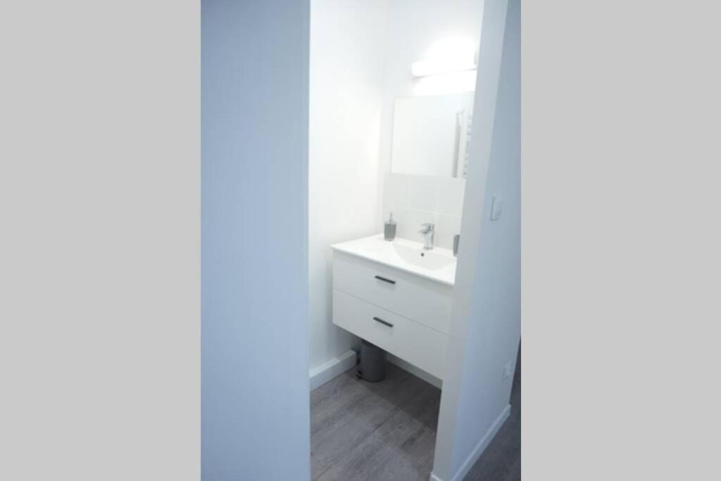 Photo of Bathroom in Saint-Quentin