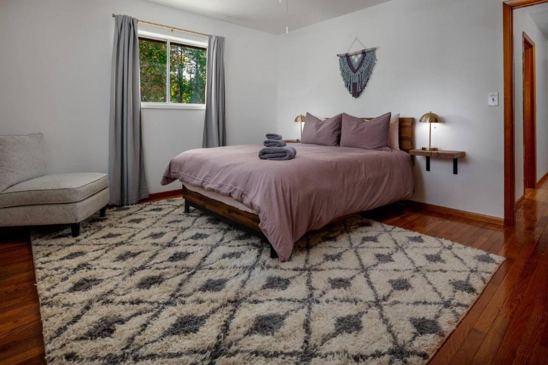 Photo of Others in Gales Creek