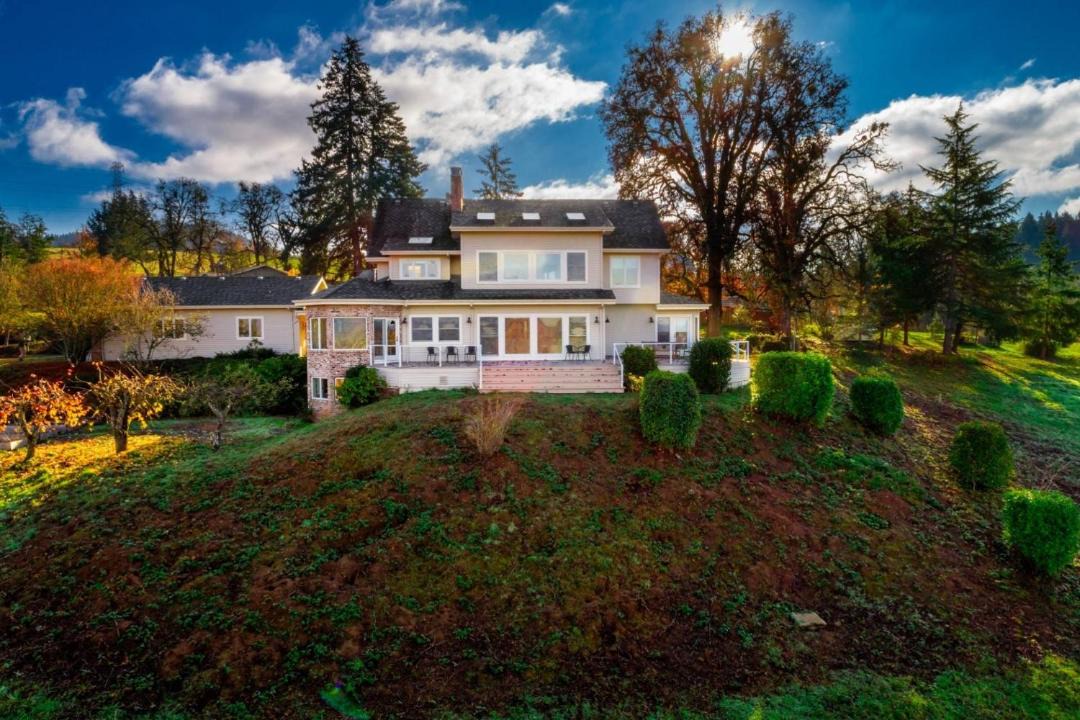 Photo of Others in Dundee