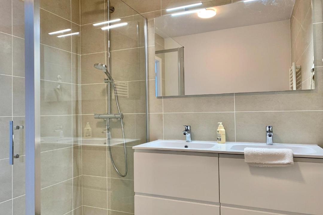 Photo of Bathroom in Meylan