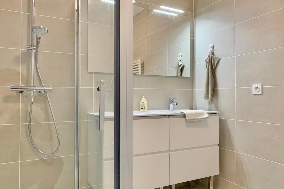 Photo of Bathroom in Meylan