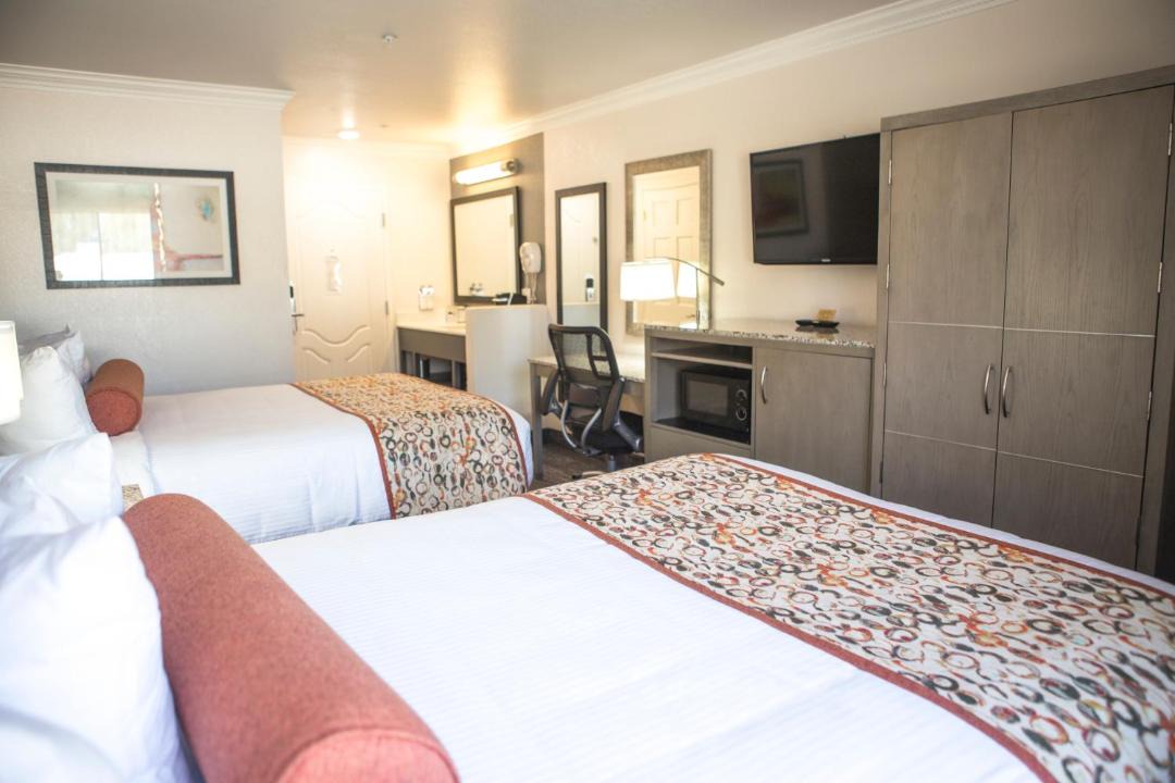 Photo of Bedroom in Old Mountain View