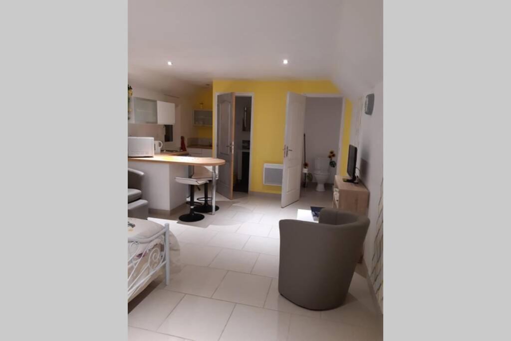 Photo of Others in Larouillies