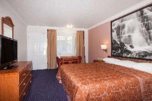 Photo of Bedroom in Willits