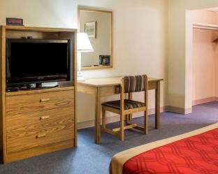 Photo of Bedroom in Drums