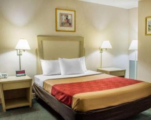 Photo of Bedroom in Drums