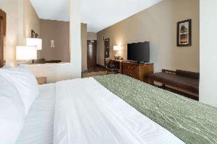 Photo of Bedroom in Edgewood
