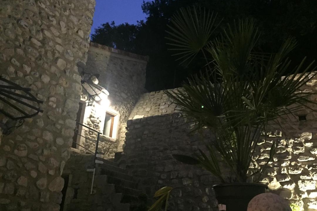 Photo of Others in Baix