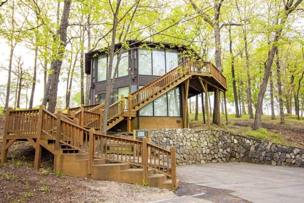 Photo of Others in Village of Four Seasons