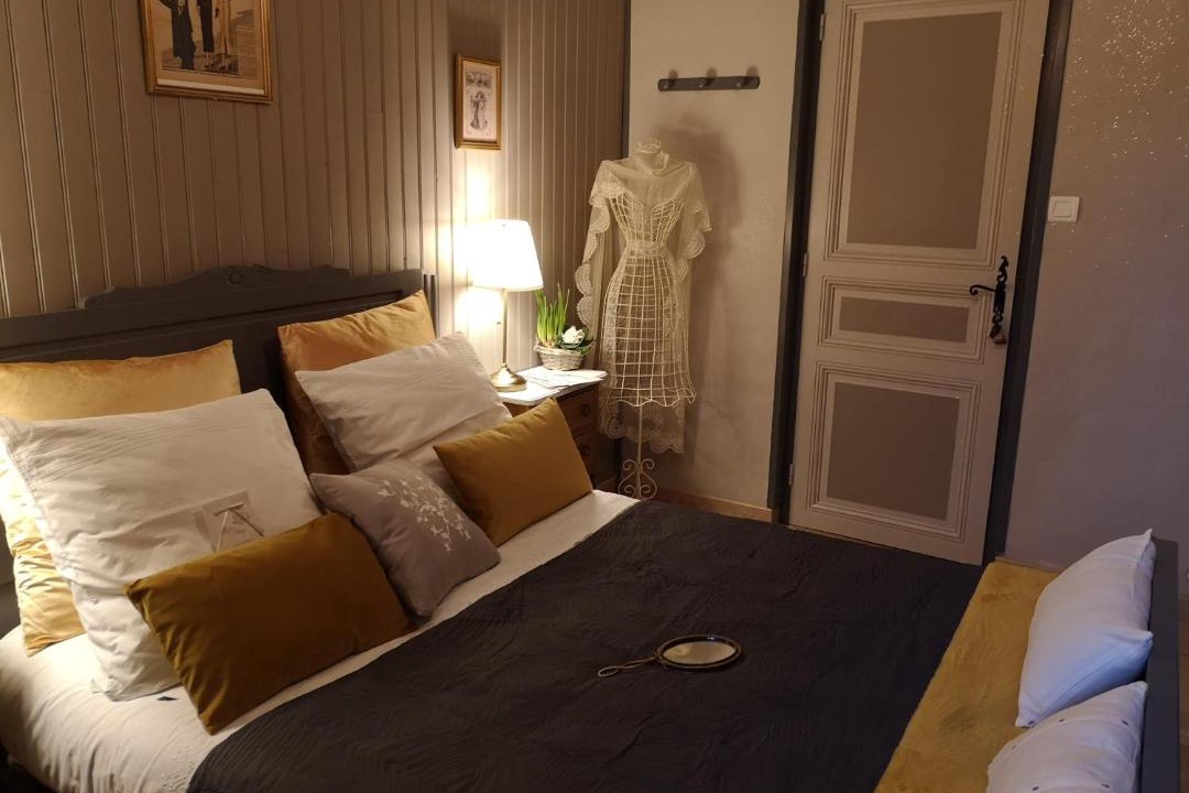 Photo of Bedroom in La Chapelle-Chaussee