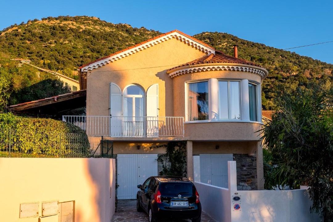 Photo of Buildings in Le Lavandou