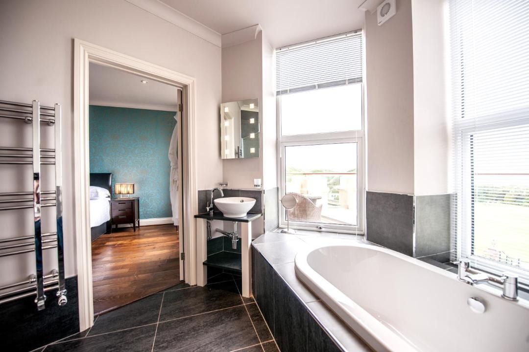 Photo of Others in Mortehoe