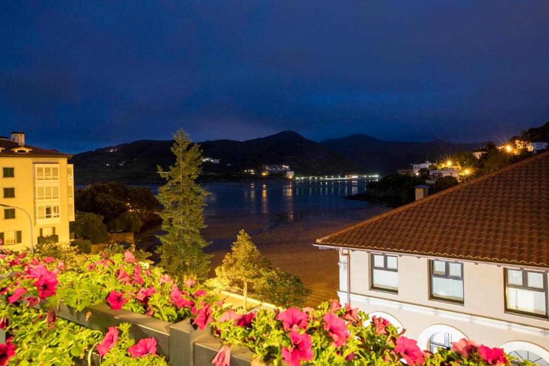 Photo of Others in Mundaka