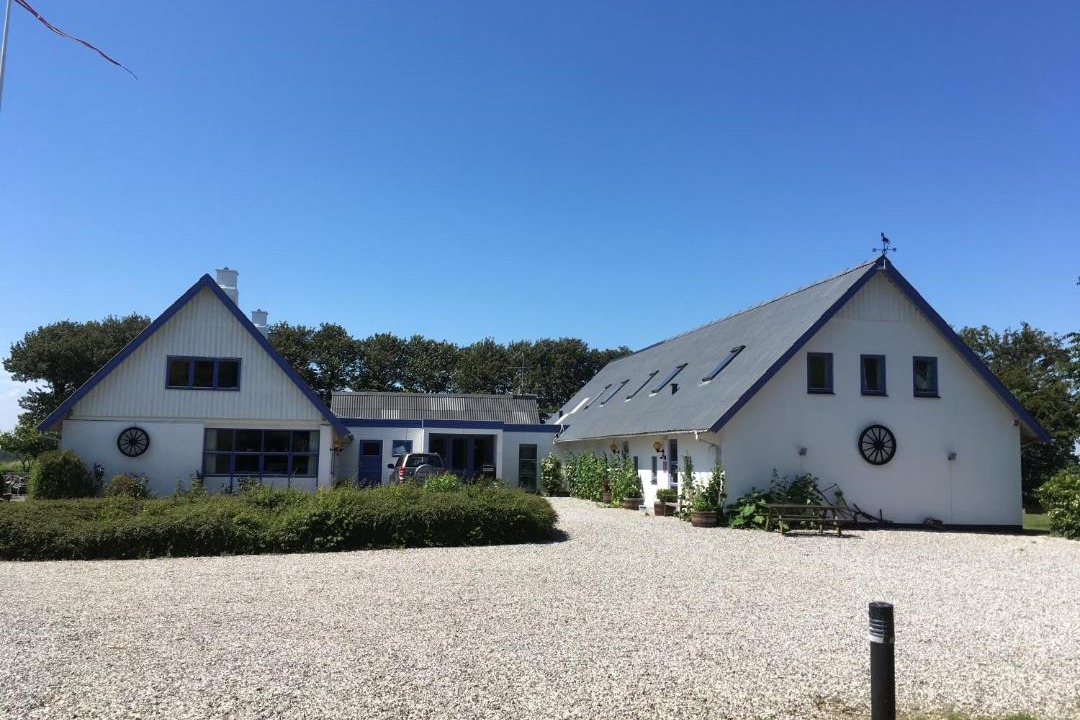 Photo of Others in Knebel