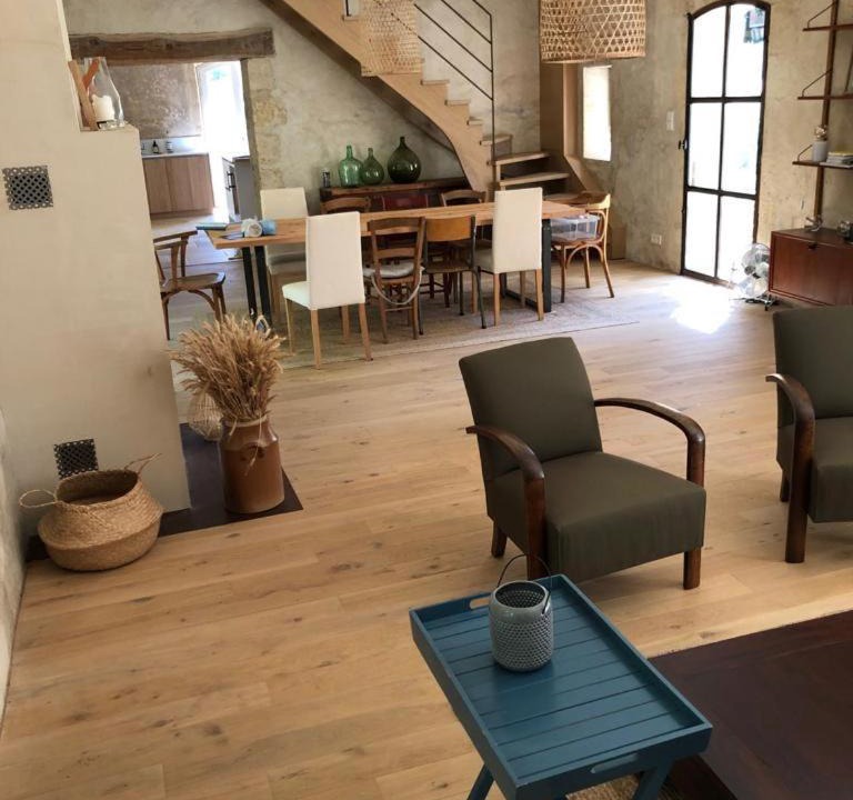 Photo of Livingroom in Pavie