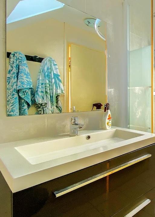 Photo of Bathroom in Ambon