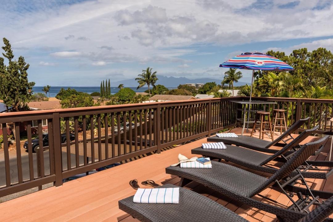 Photo of Patio Balcony in Historic Lahaina Front Street