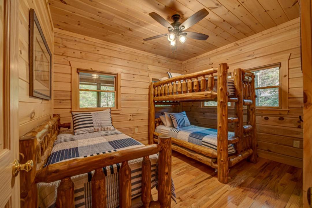 Photo of Bedroom in Necowa Cove