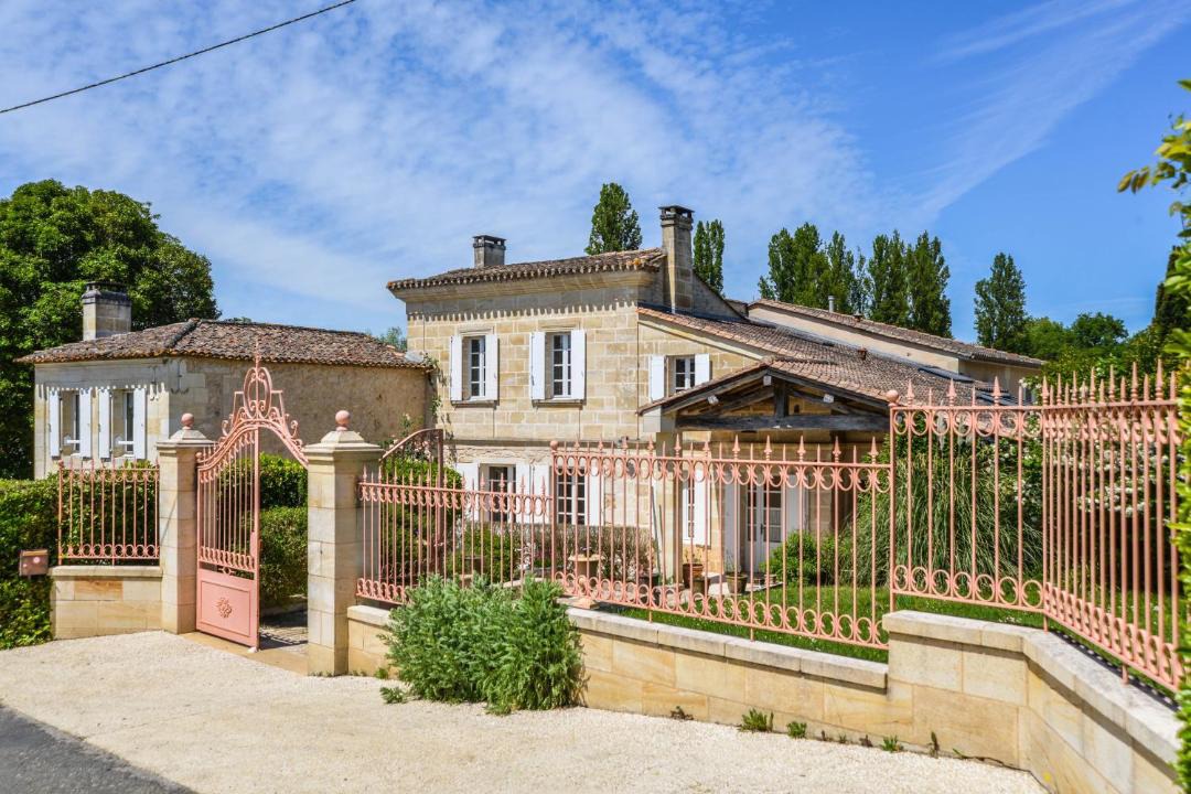 Photo of Others in Saint-Michel-de-Fronsac