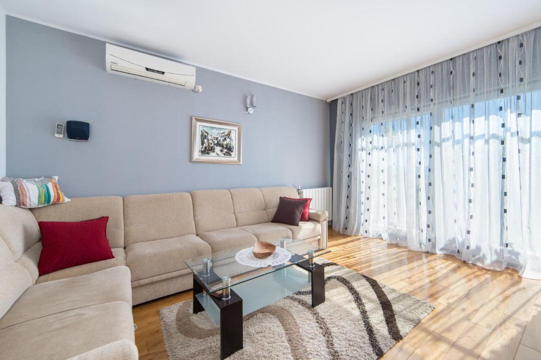 Photo of Livingroom in Podgora