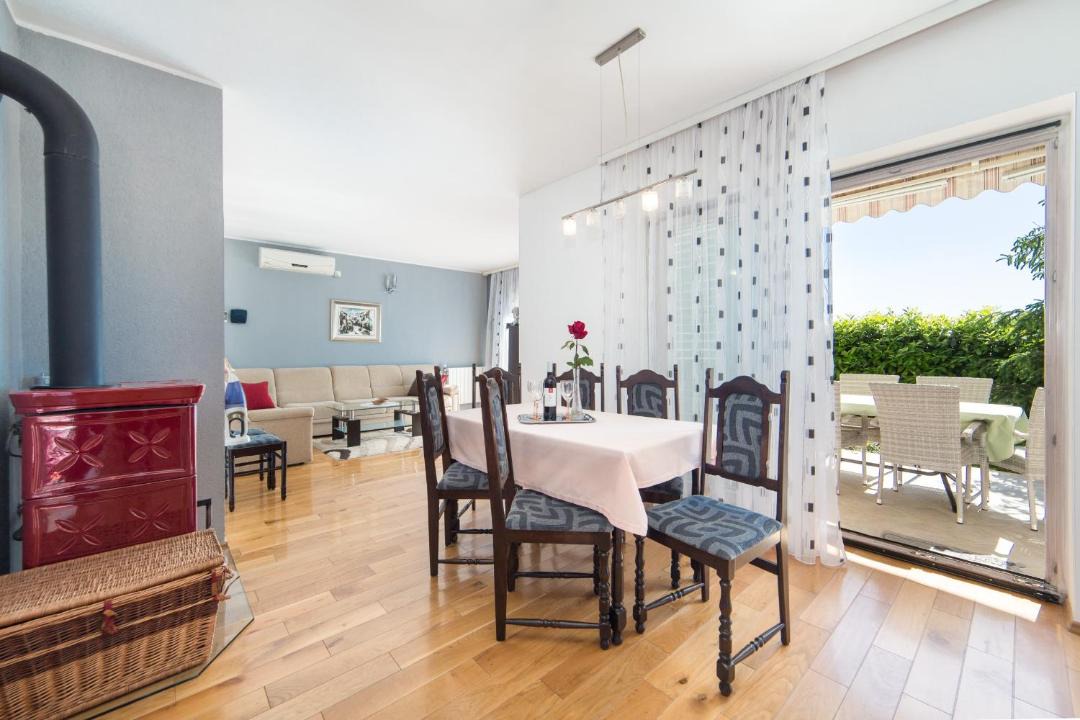 Photo of Livingroom in Podgora