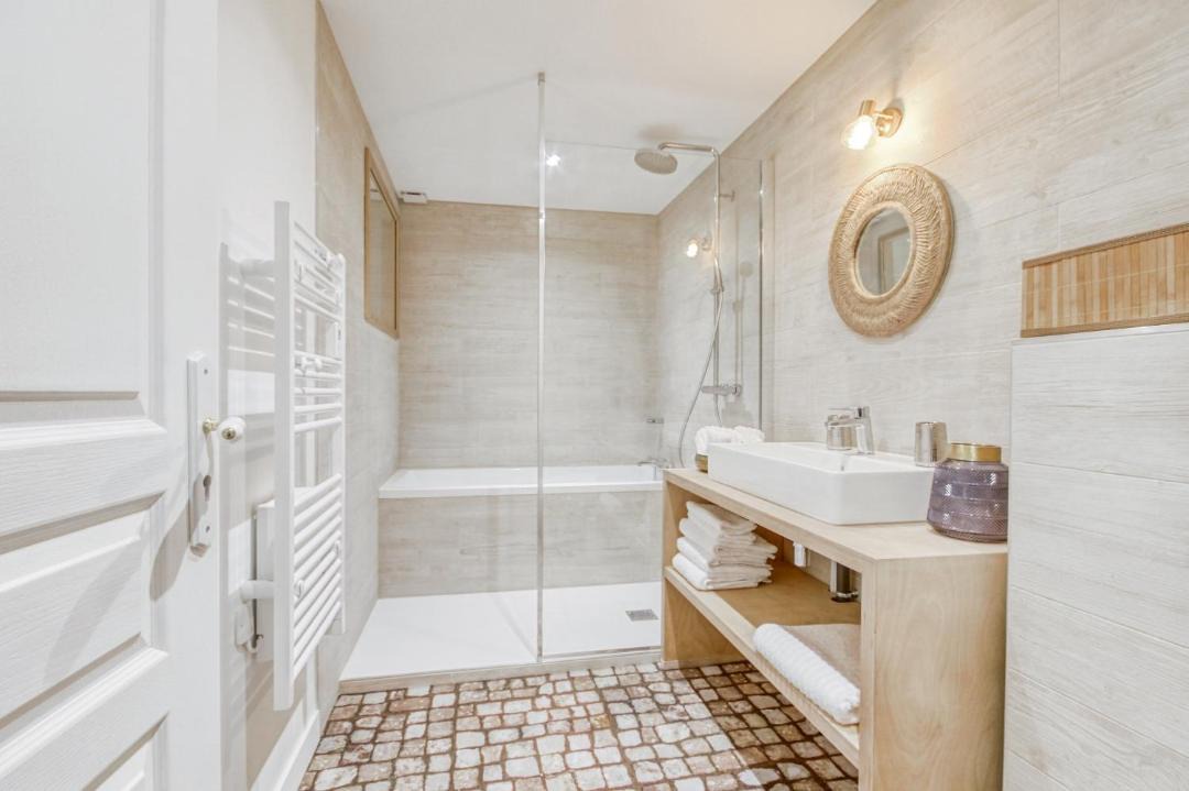 Photo of Others in Billom