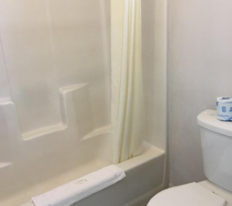 Photo of Bathroom in Van Horn